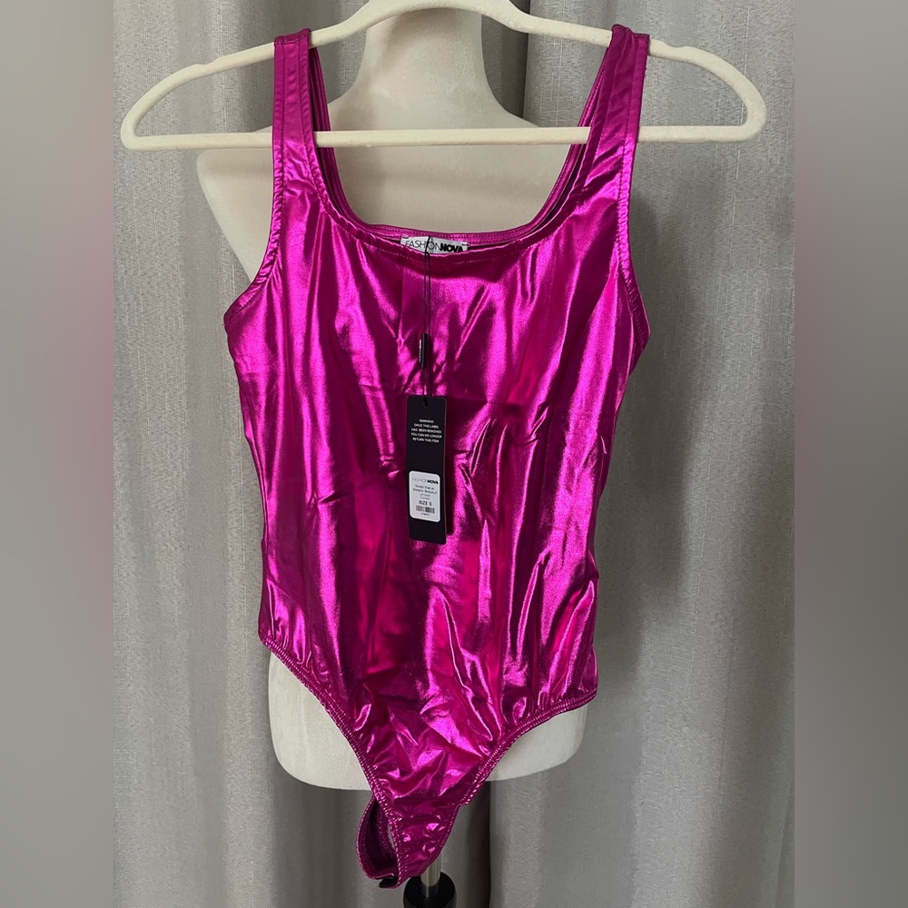 Fashion Nova Body Suit Metallic Pink/Fuchsia Size S